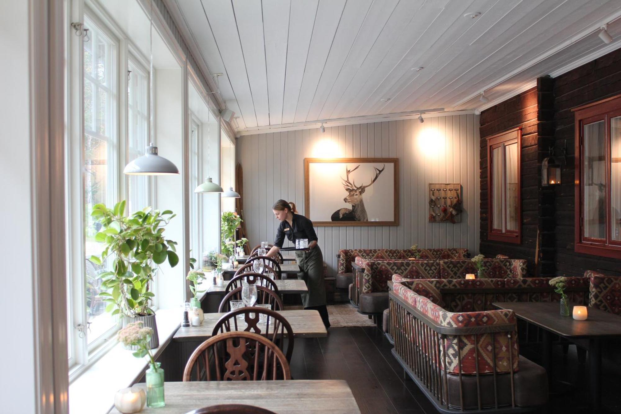 Olarsgarden Hotell Lindvallen Eksteriør billede